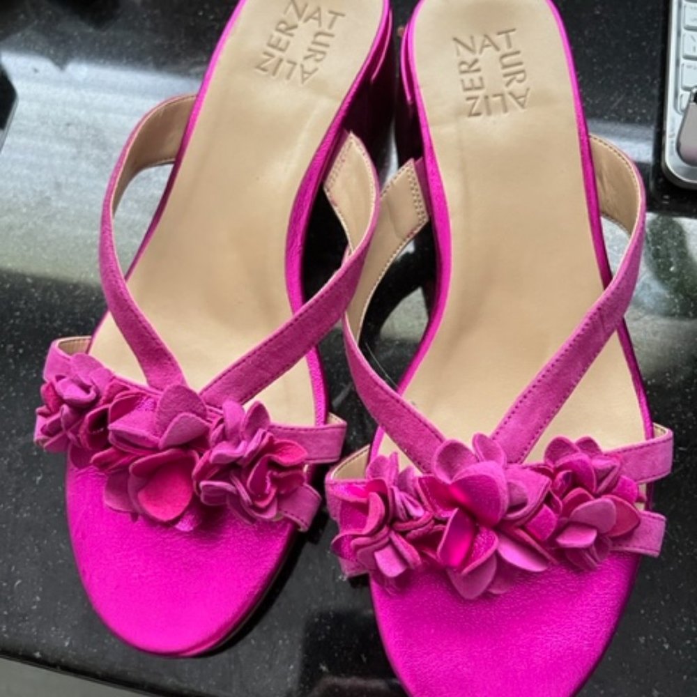 Naturalizer Leather Jupiter Sandals Pink